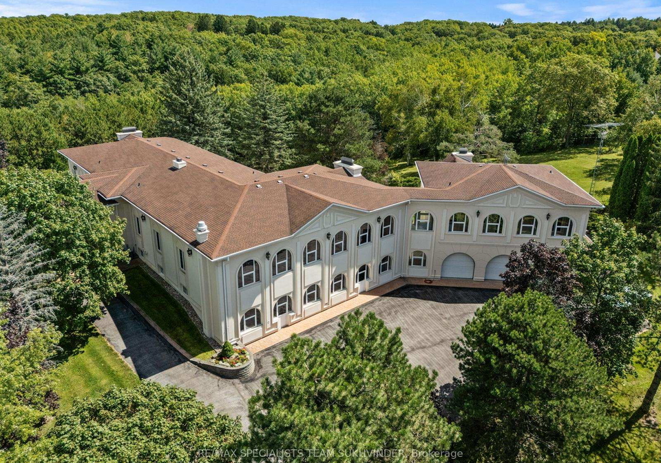409-dearbourne-avenue-king-ontario-n12359474
