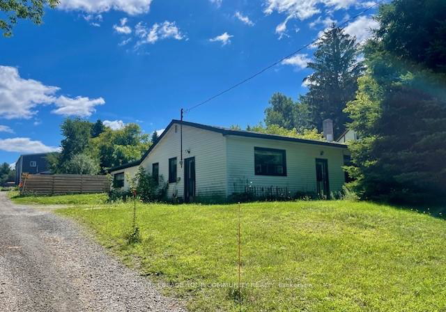 3555-17th-side-road-king-ontario-n12360462