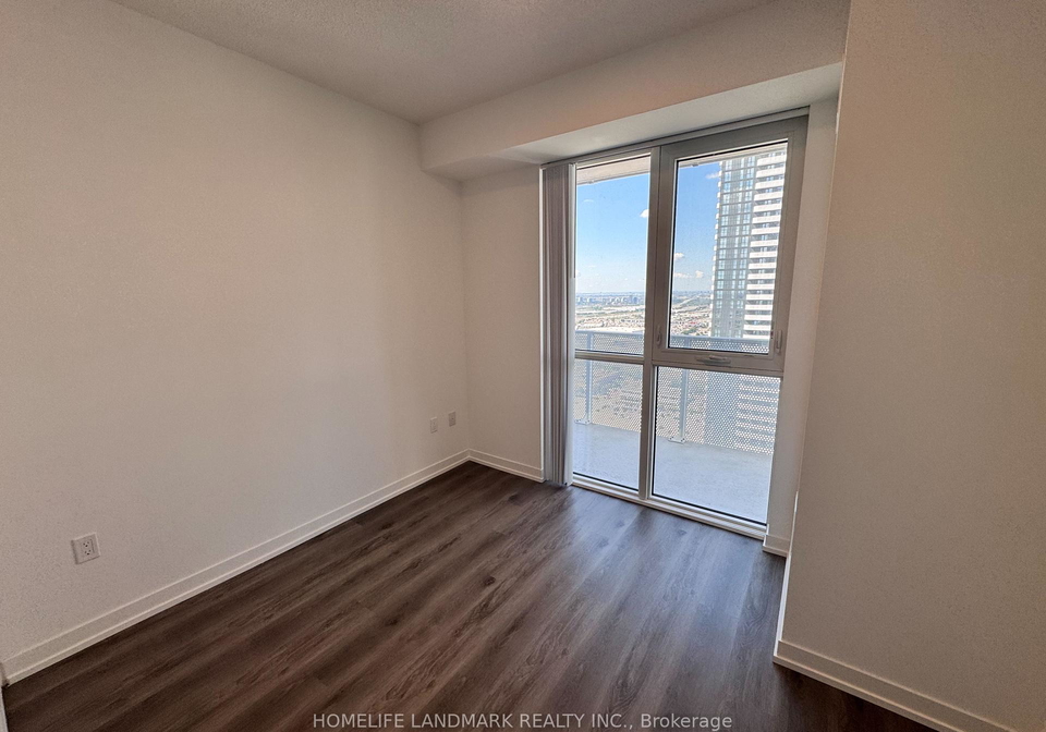 28-interchange-way-vaughan-ontario-n12360641