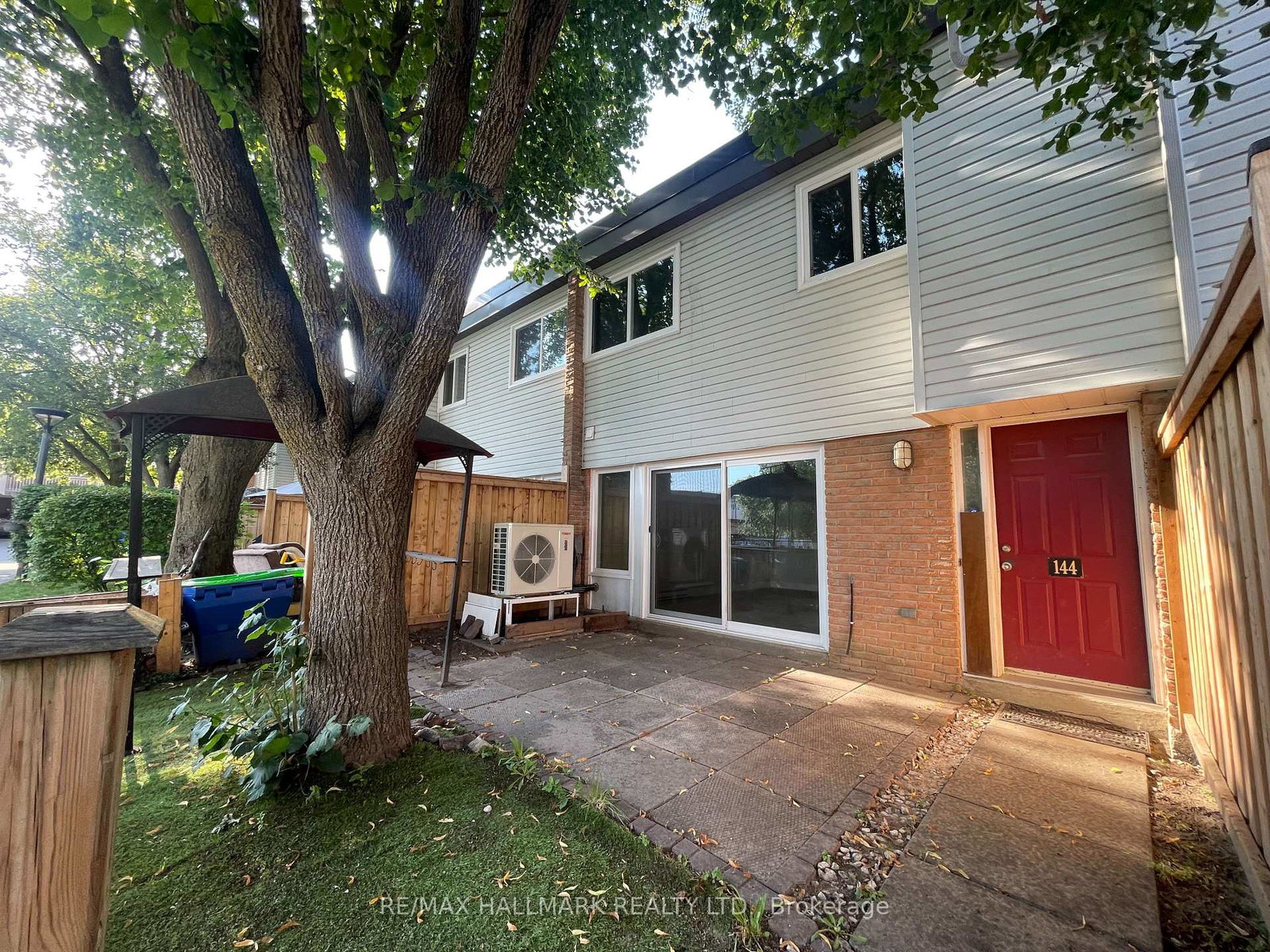 144-milestone-crescent-aurora-ontario-n12360762
