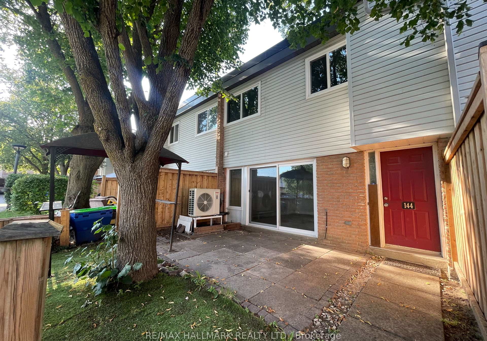 144-milestone-crescent-aurora-ontario-n12360762