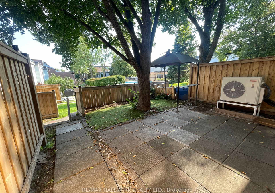 144-milestone-crescent-aurora-ontario-n12360762