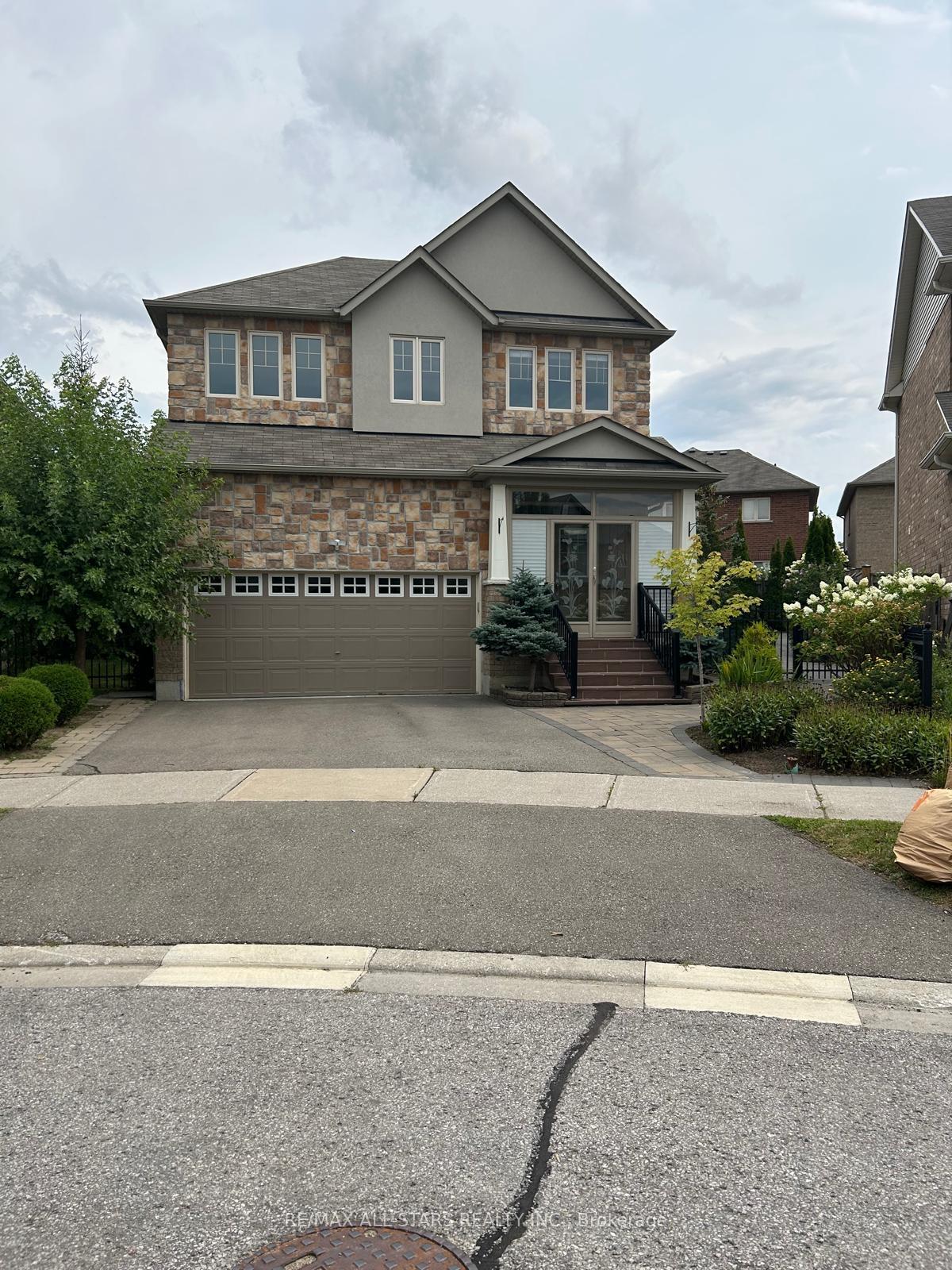 27-overhold-crescent-richmond-hill-ontario-n12361122