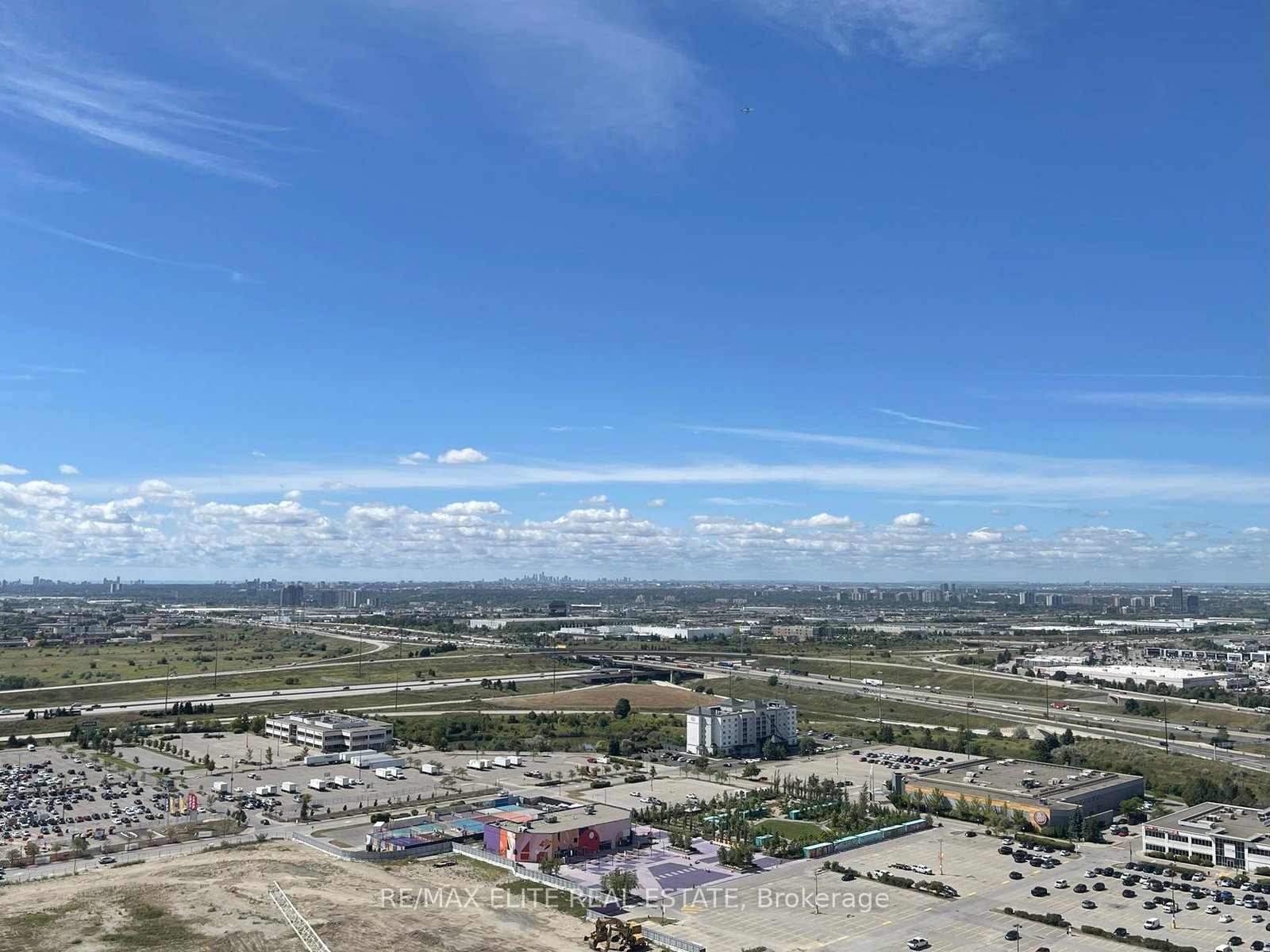 28-interchange-way-vaughan-ontario-n12361395