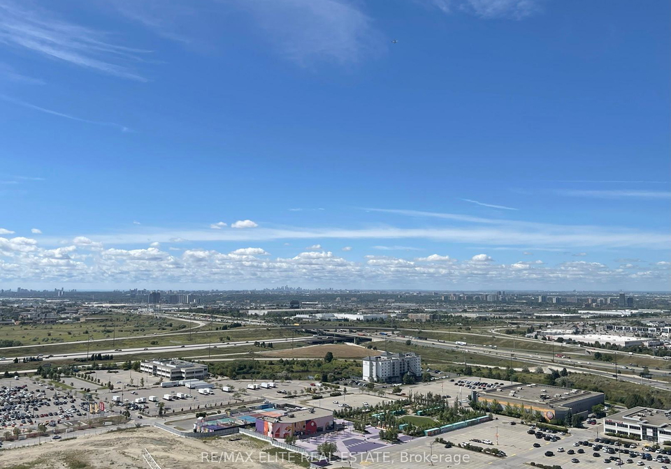 28-interchange-way-vaughan-ontario-n12361395