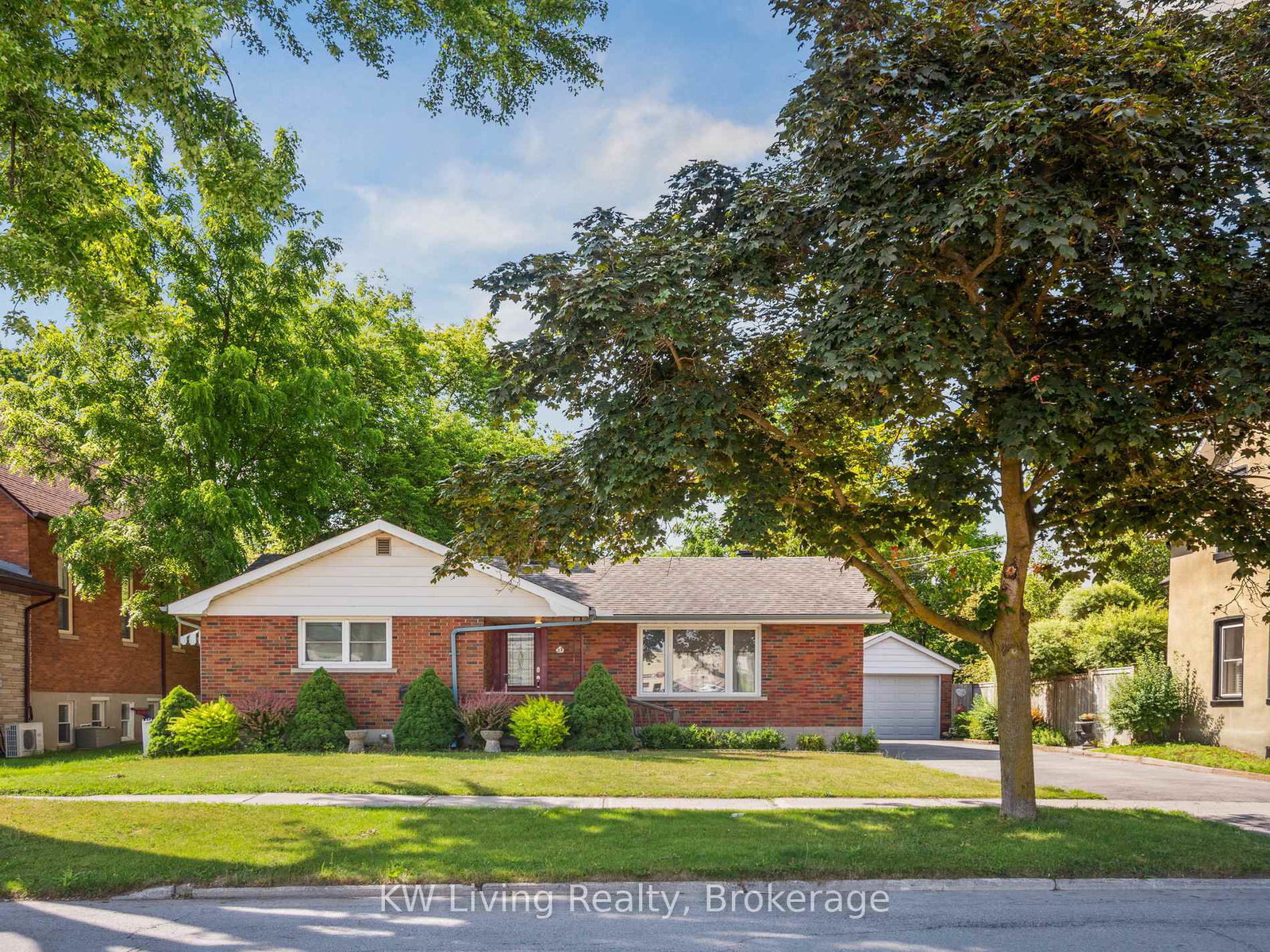23-wellington-street-e-new-tecumseth-ontario-n12362182