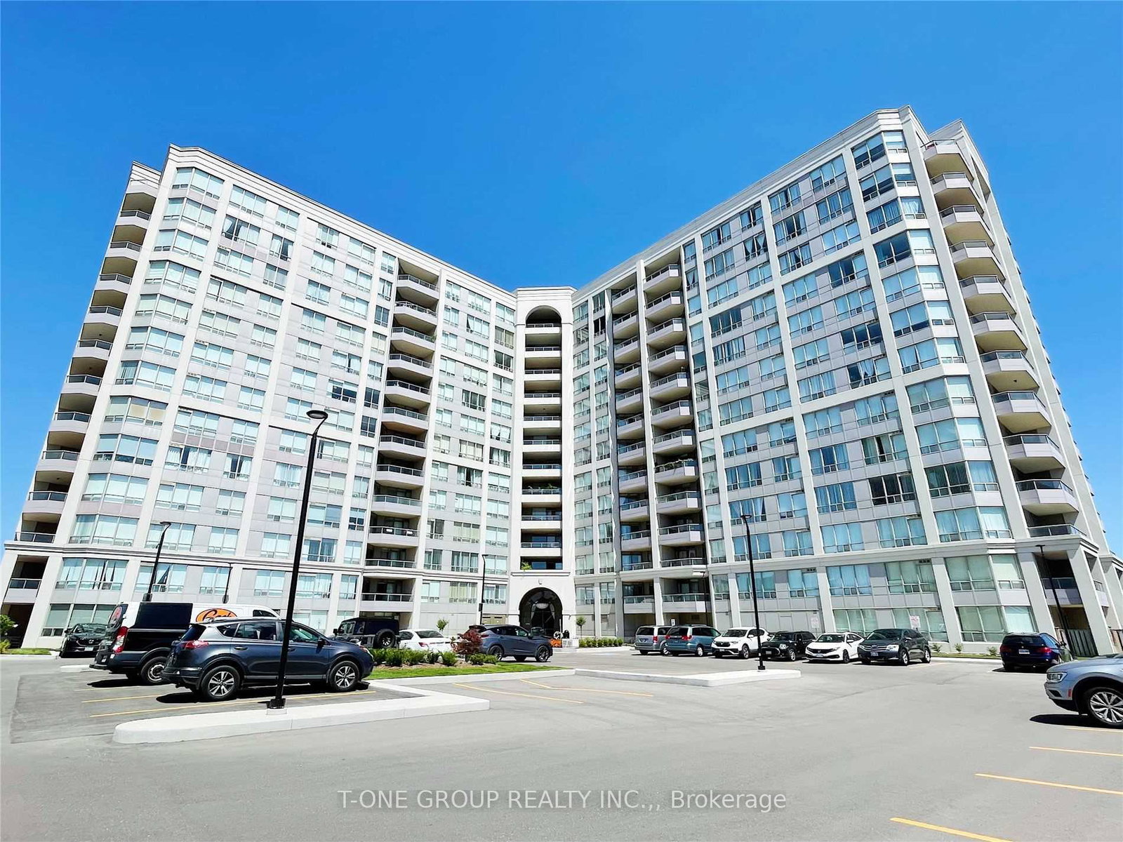 9017-leslie-street-richmond-hill-ontario-n12362372