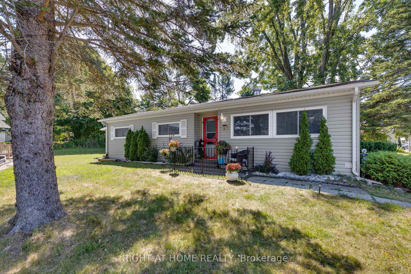 17-weeping-willow-drive-innisfil-ontario-n12362606