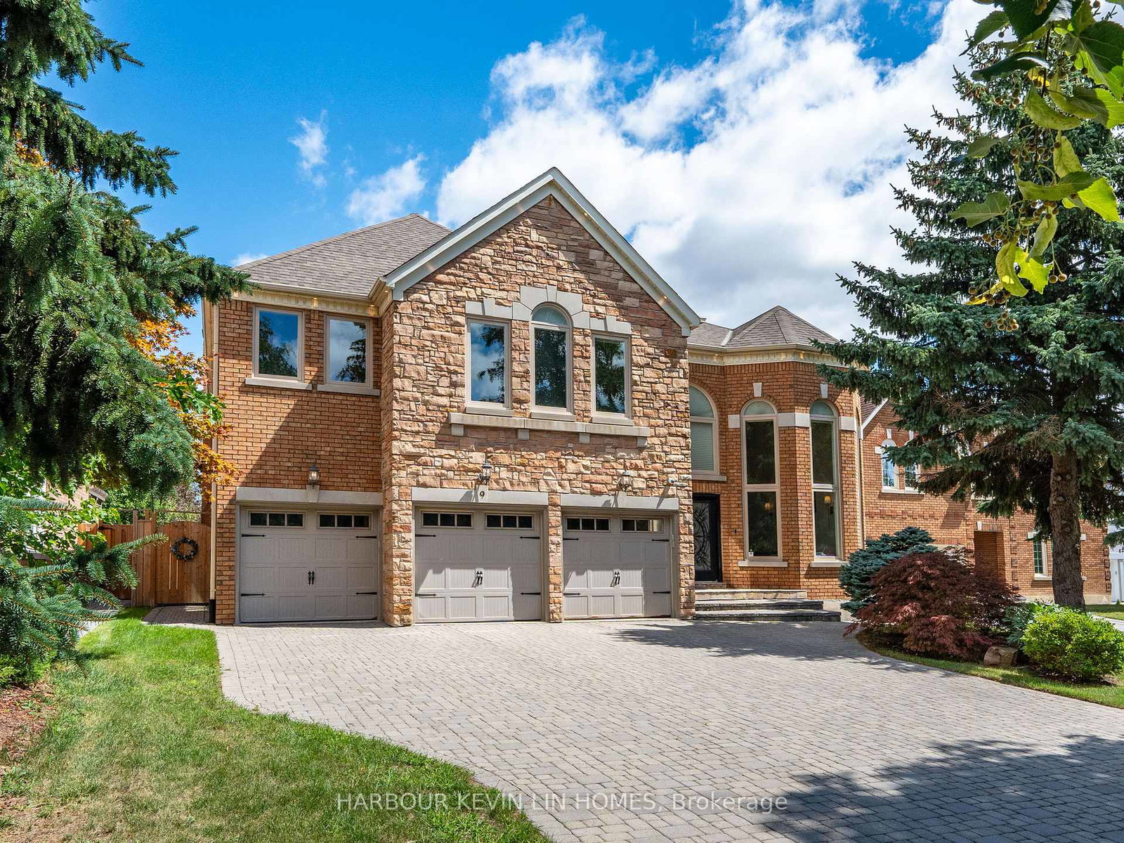 9-dalewood-drive-richmond-hill-ontario-n12363868