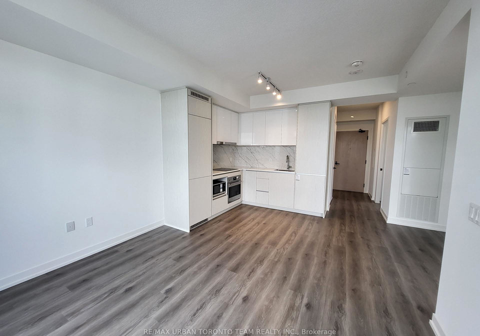 28-interchange-way-vaughan-ontario-n12363961