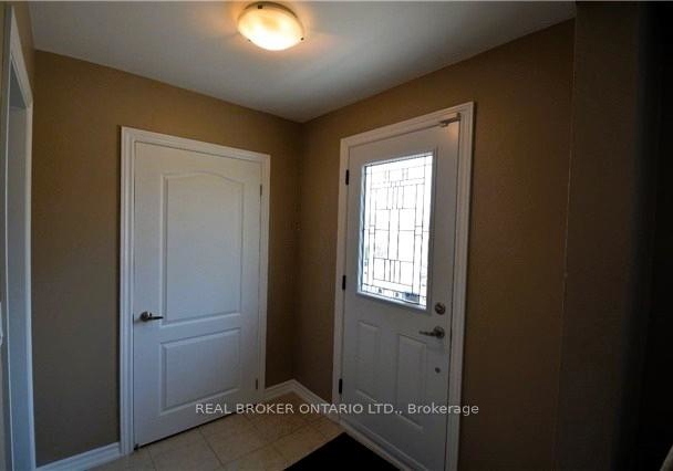 710-sunnypoint-drive-newmarket-ontario-n12364039