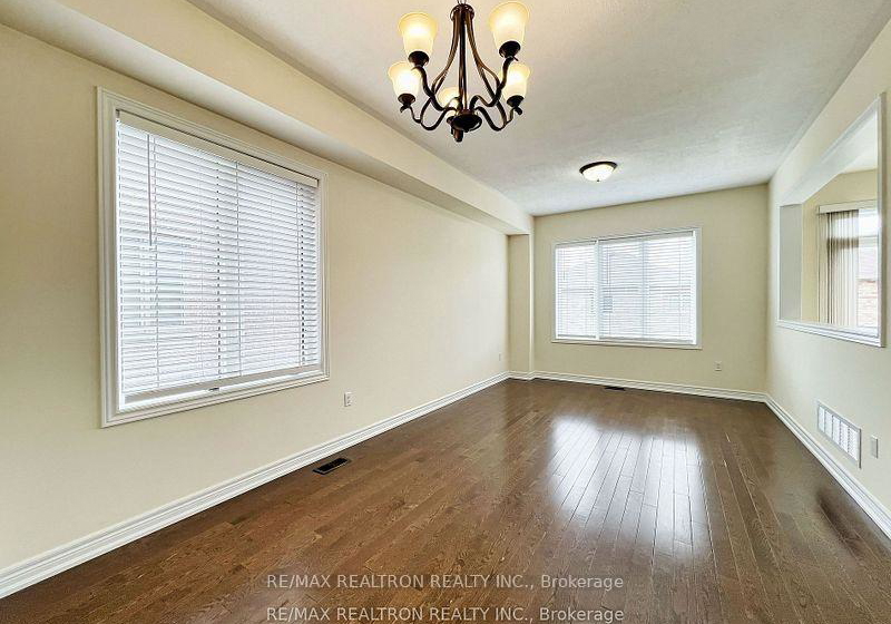 19-cecil-crescent-whitchurch-stouffville-ontario-n12364206