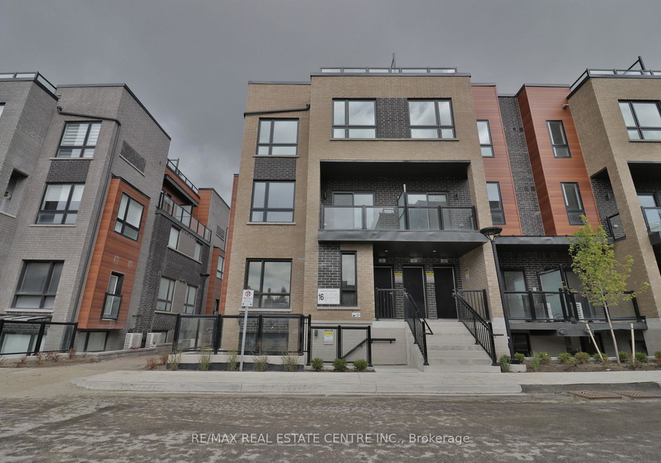 16-lytham-green-circle-newmarket-ontario-n12364221
