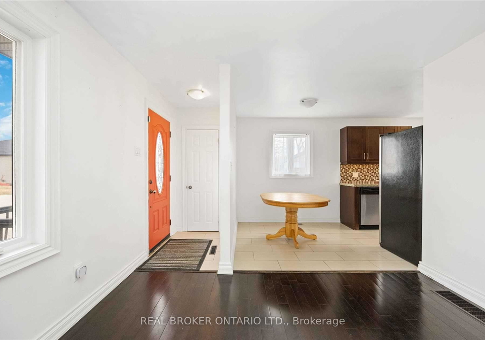 49-hurricane-avenue-vaughan-ontario-n12364315