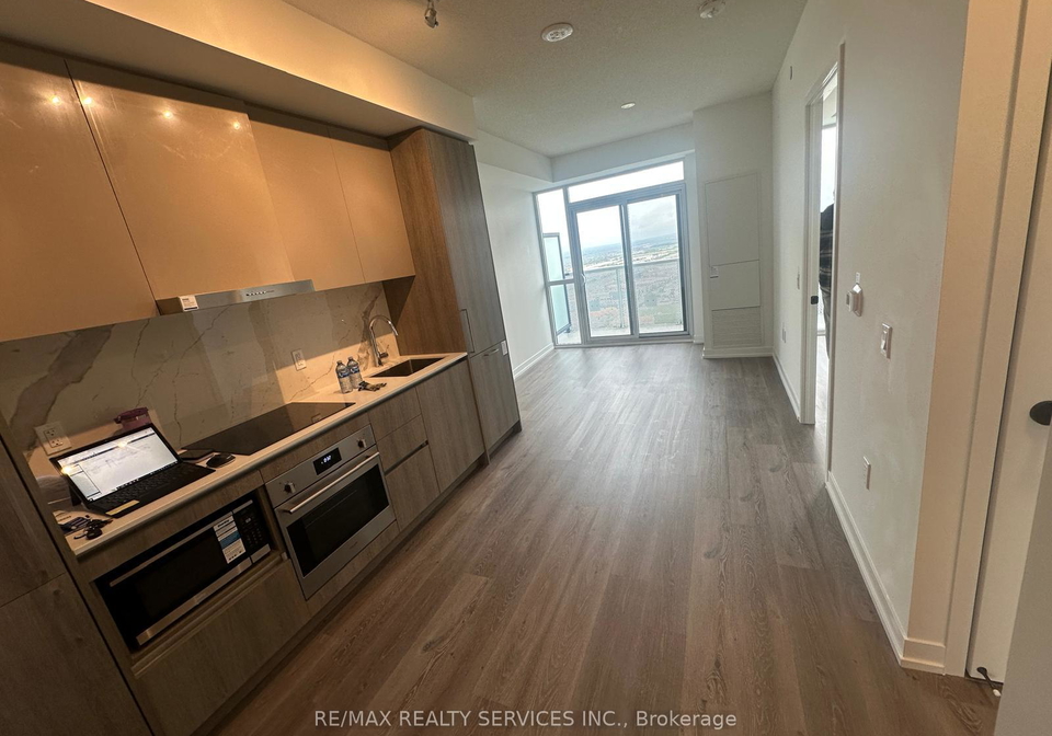 225-commerce-street-vaughan-ontario-n12364379