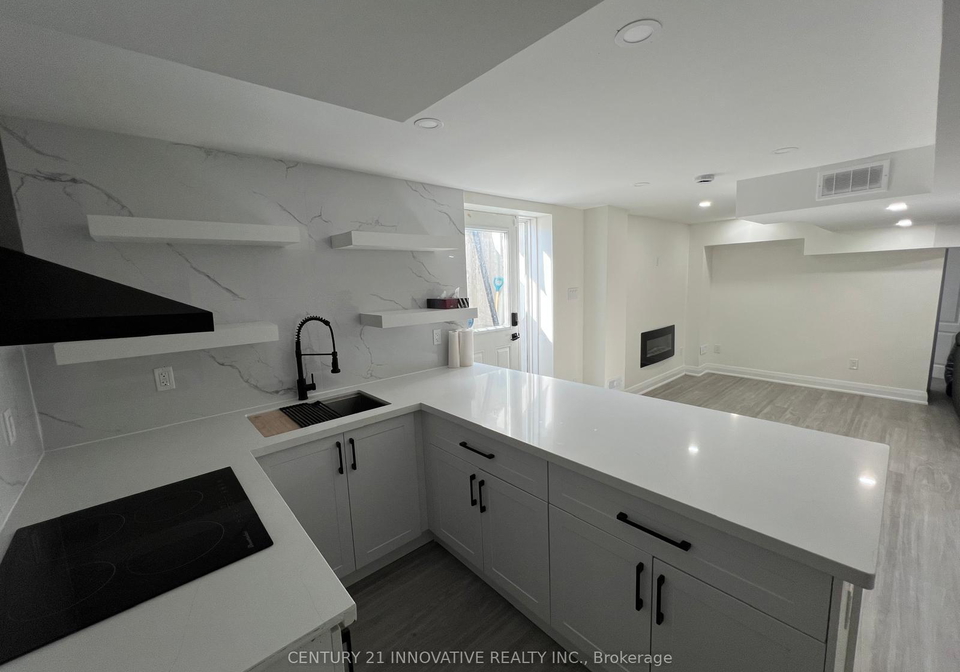 203-gardiner-drive-bradford-west-gwillimbury-ontario-n12364514