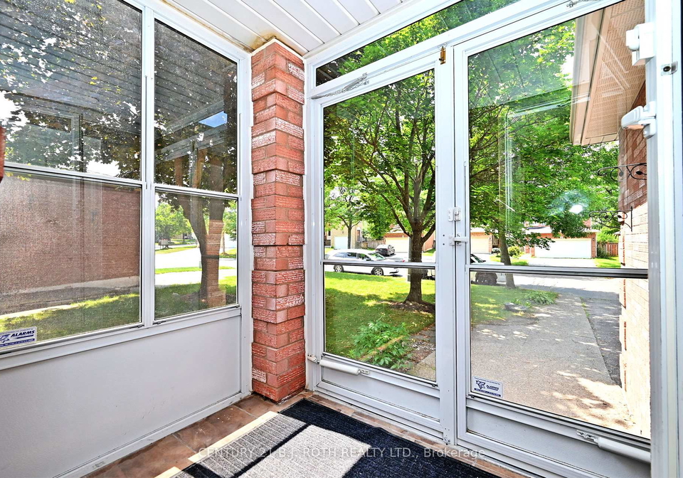 99-sandfield-drive-aurora-ontario-n12364561