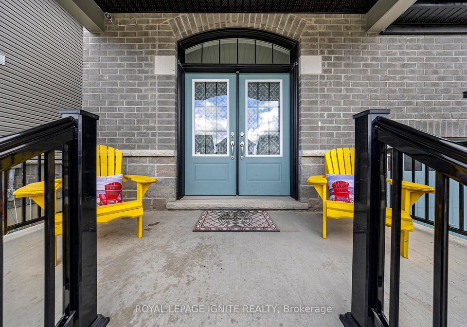 150-strachan-trail-new-tecumseth-ontario-n12365382