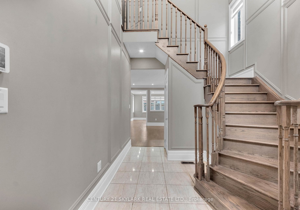 106-mcdonnell-crescent-bradford-west-gwillimbury-ontario-n12365436