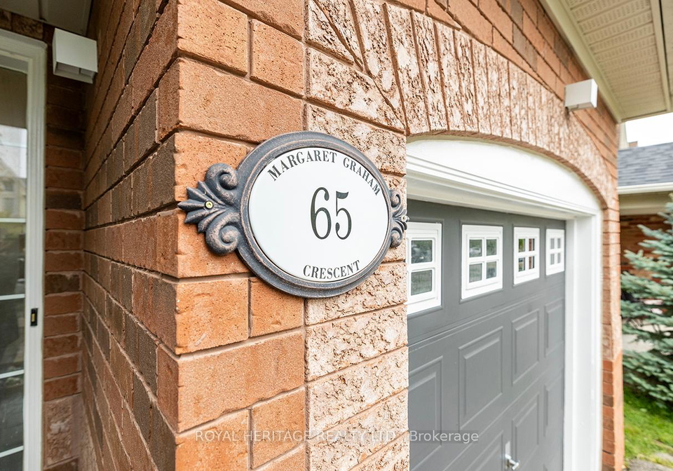 65-margaret-graham-crescent-east-gwillimbury-ontario-n12365732