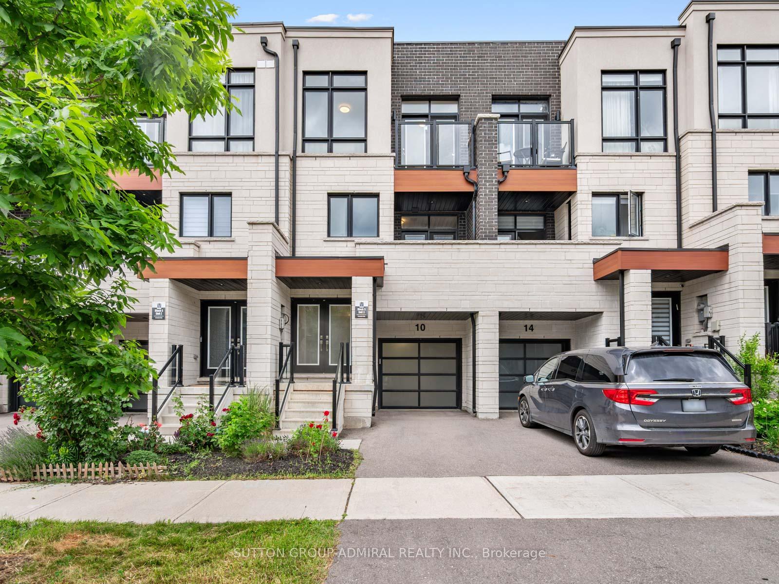 10-golden-trail-vaughan-ontario-n12366387