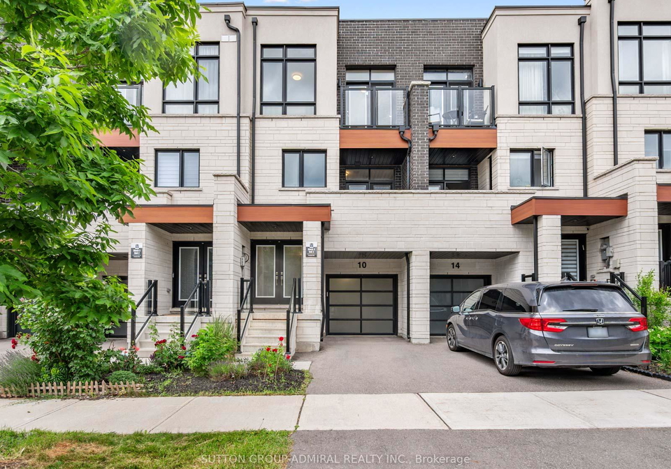 10-golden-trail-vaughan-ontario-n12366387
