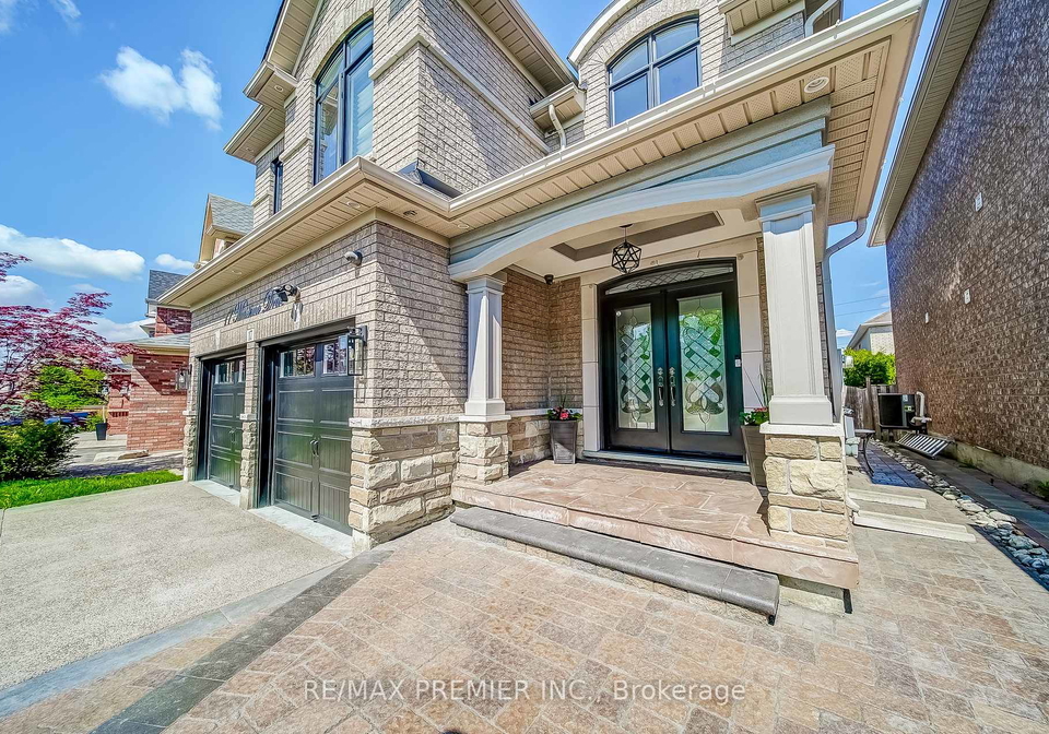 17-massimo-drive-vaughan-ontario-n12366456