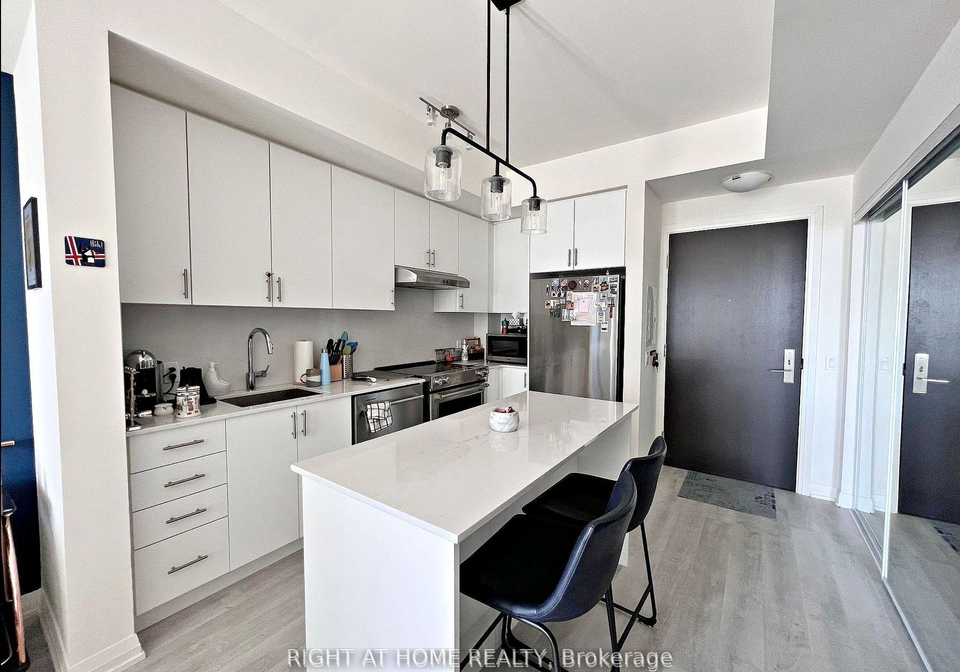 9000-jane-street-vaughan-ontario-n12366838