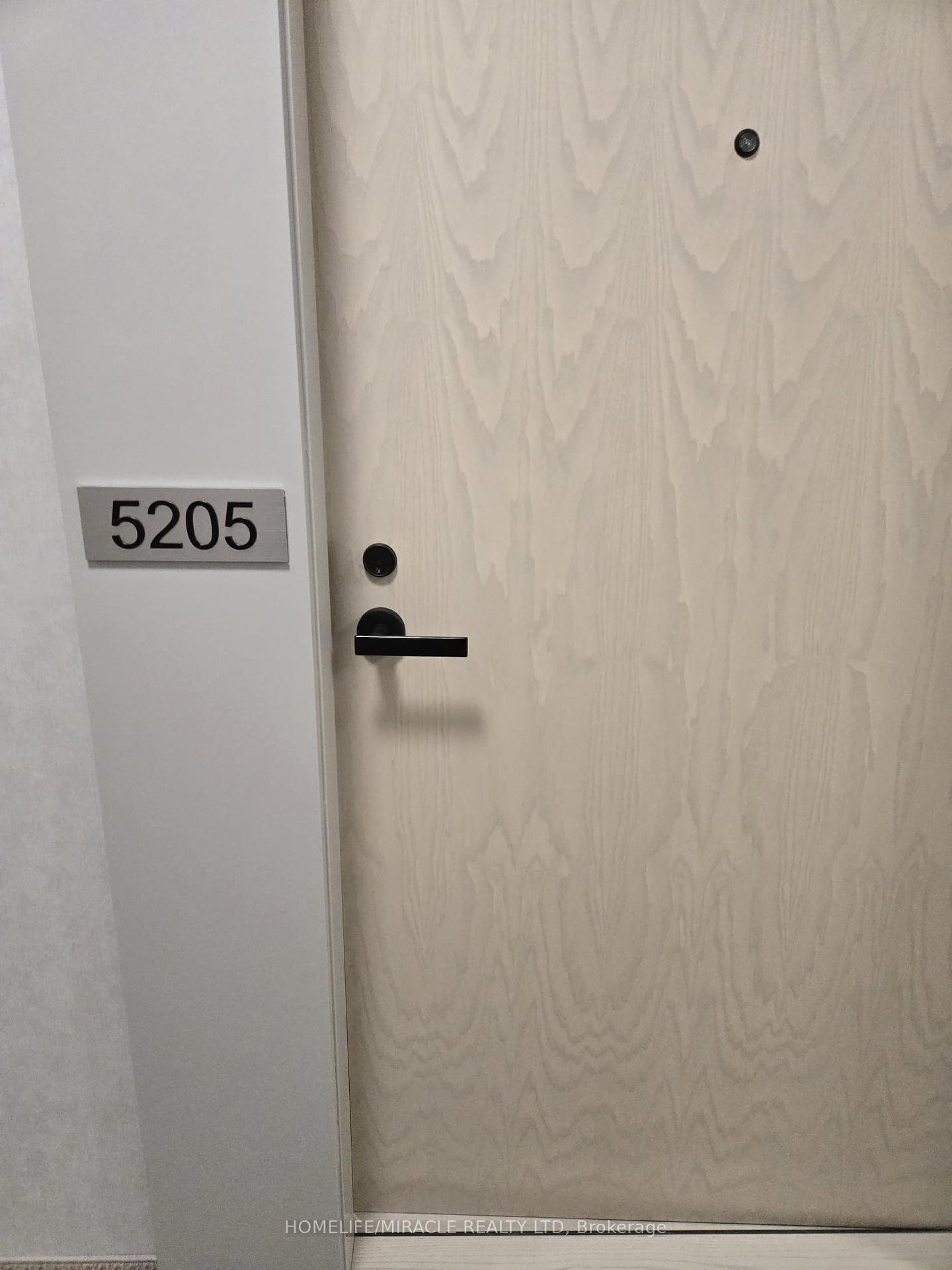 225-commerce-street-vaughan-ontario-n12367037