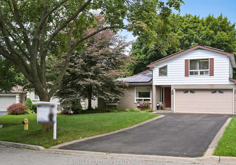 24-castle-harbour-lane-markham-ontario-n12367142