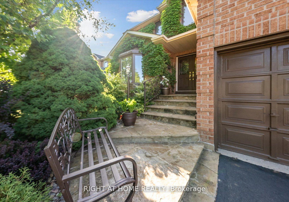 97-topham-crescent-richmond-hill-ontario-n12367438