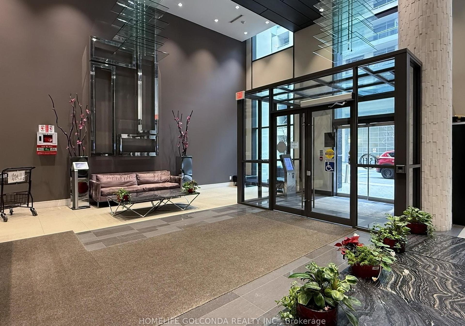 9205-yonge-street-richmond-hill-ontario-n12368441