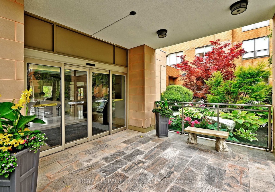 14924-yonge-street-aurora-ontario-n12368908