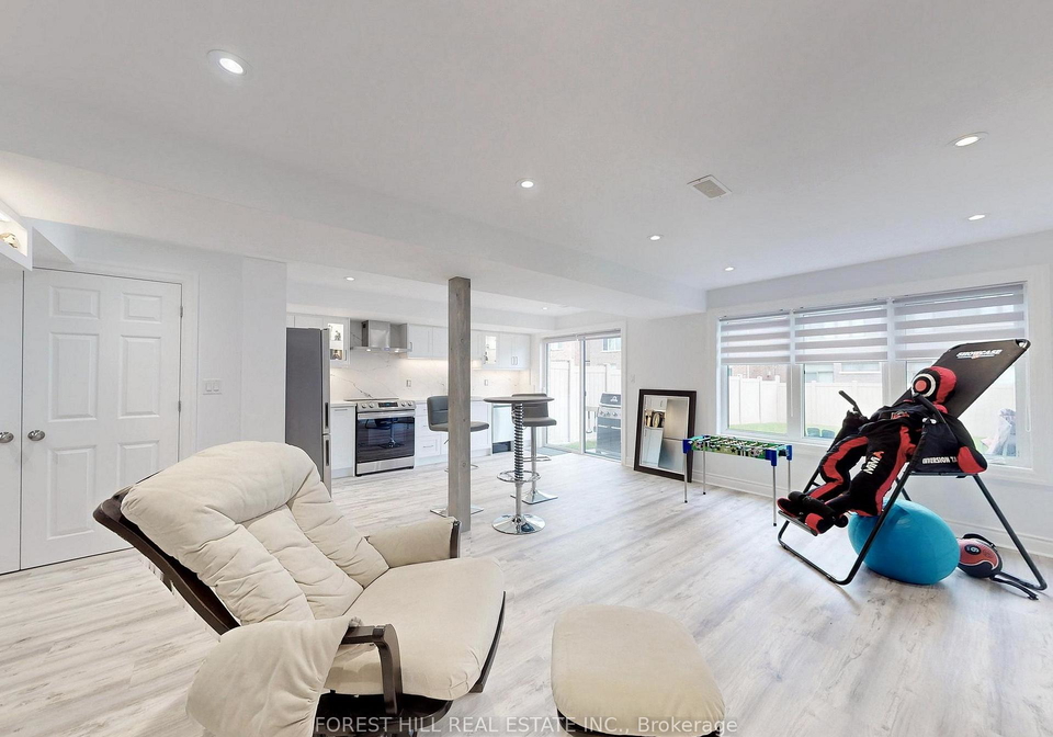 9-john-smith-street-east-gwillimbury-ontario-n12369320