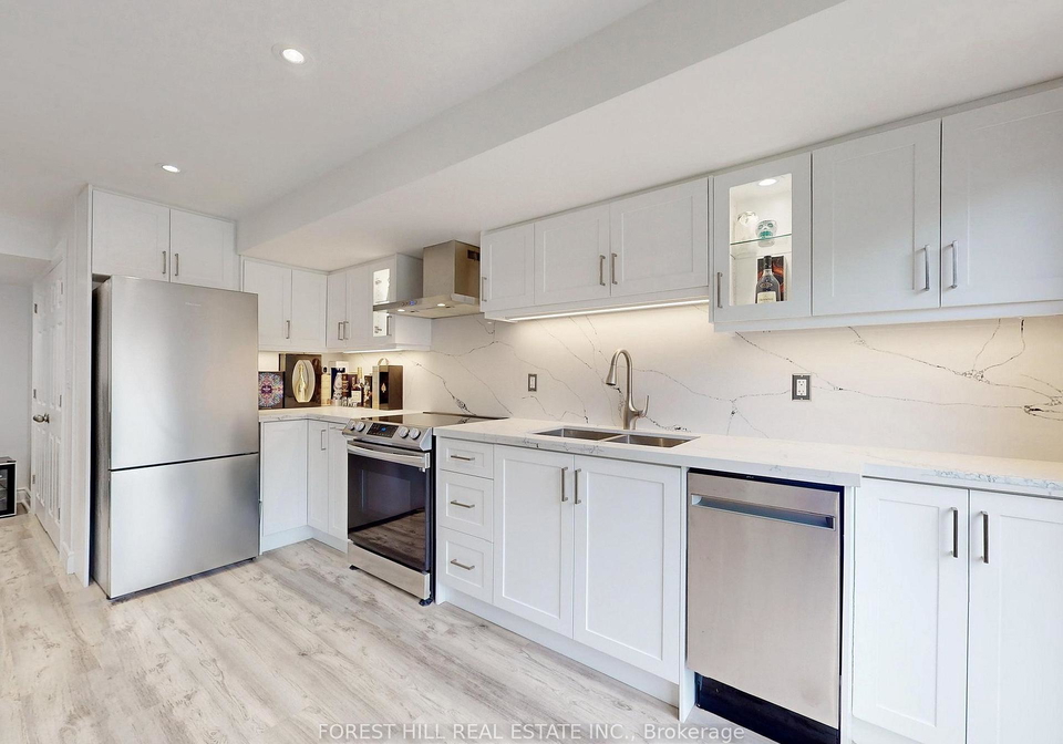 9-john-smith-street-east-gwillimbury-ontario-n12369320