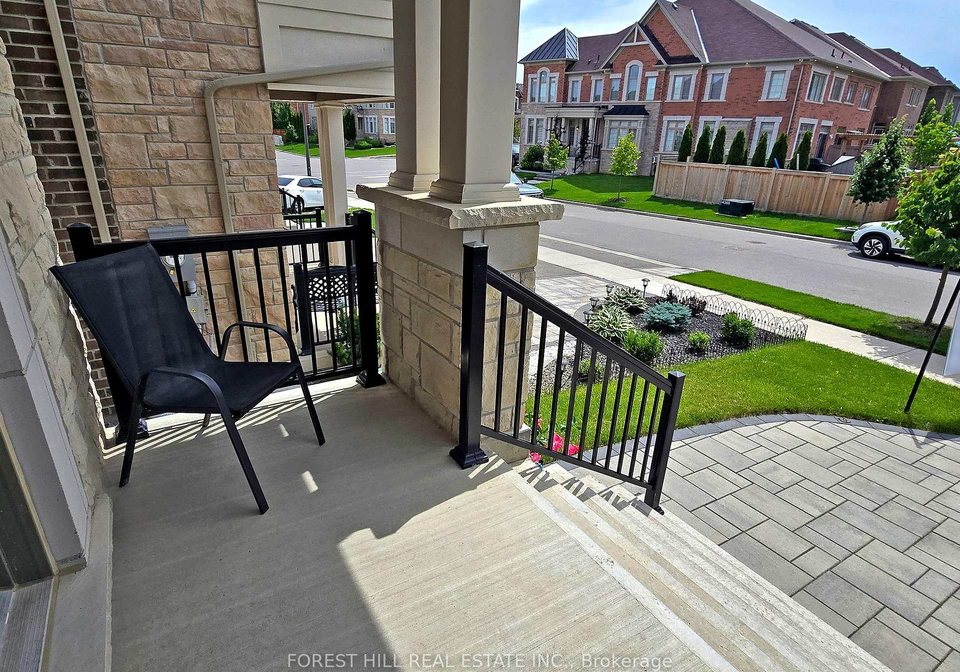 9-john-smith-street-east-gwillimbury-ontario-n12369321