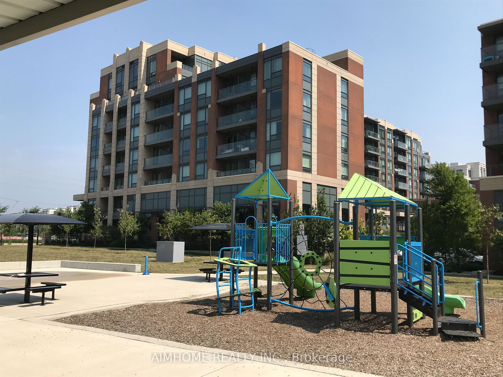 28-uptown-drive-markham-ontario-n12369331