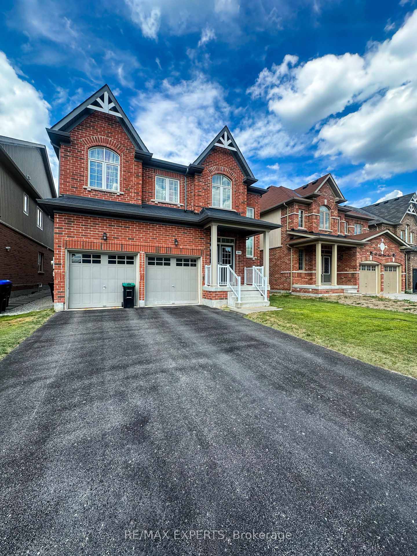 144-gold-park-gate-essa-ontario-n12369517
