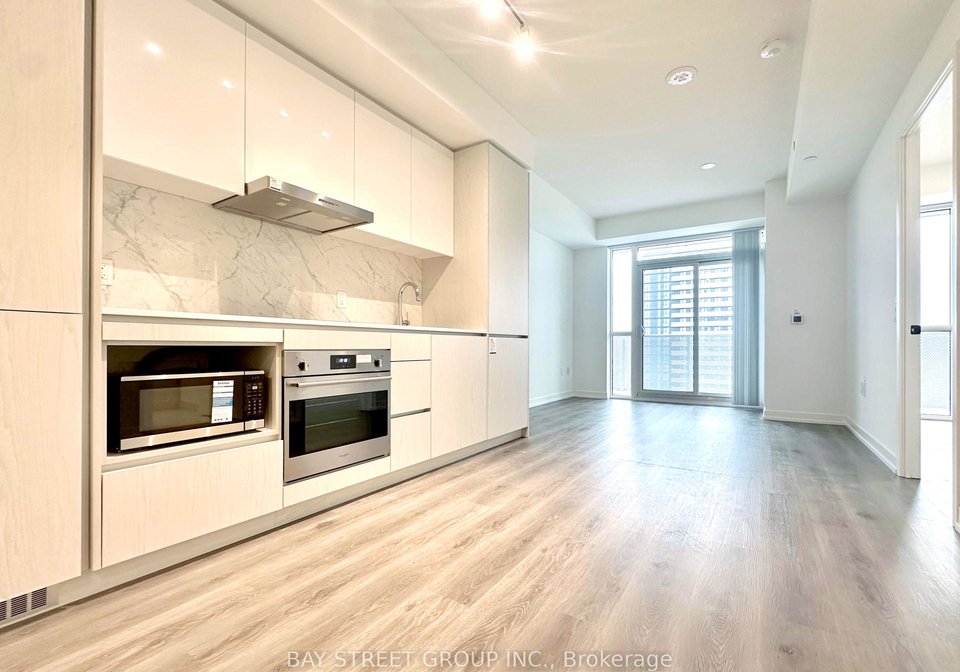 28-interchange-way-vaughan-ontario-n12369678