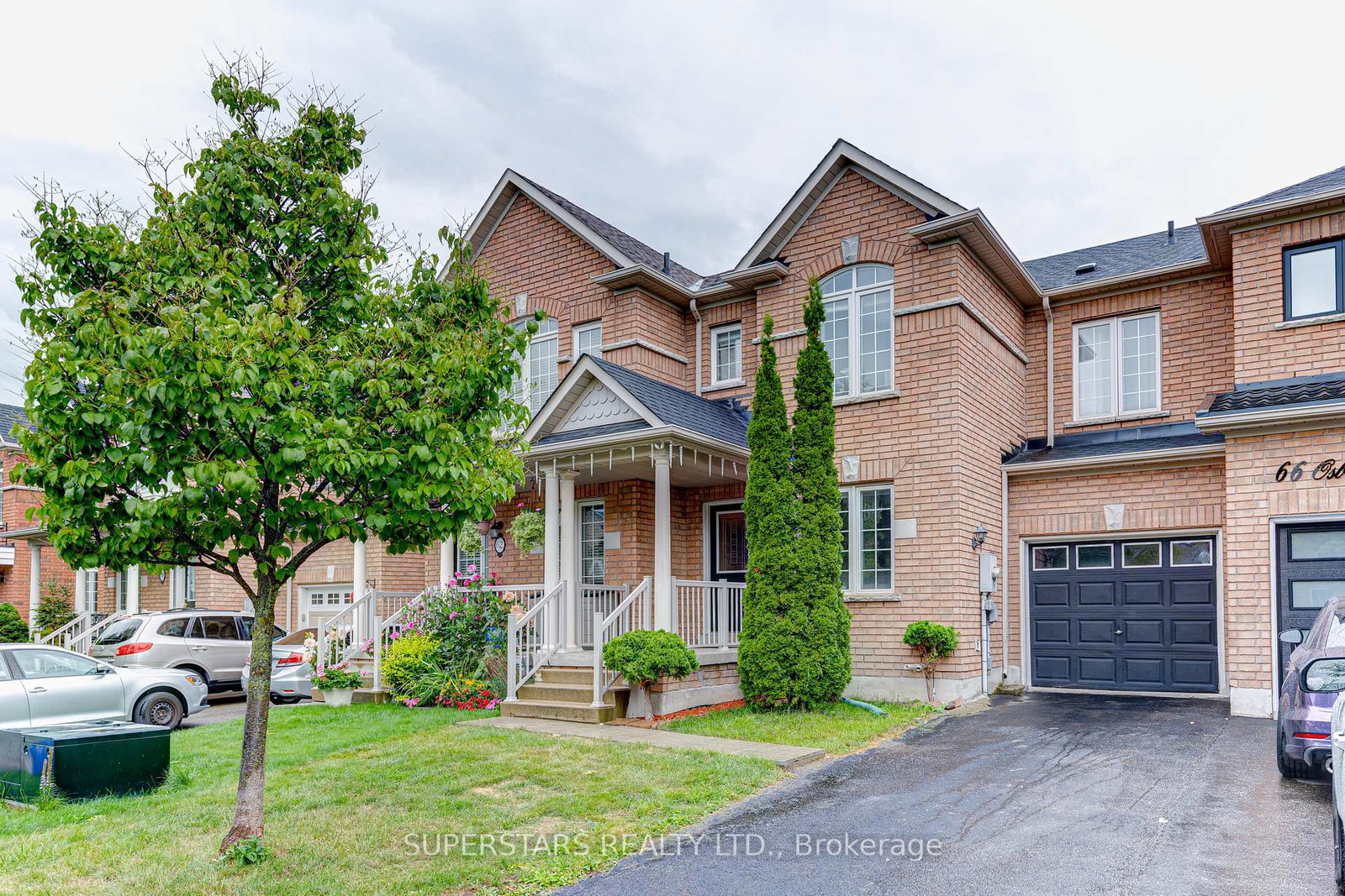 64-osborne-family-way-newmarket-ontario-n12369779