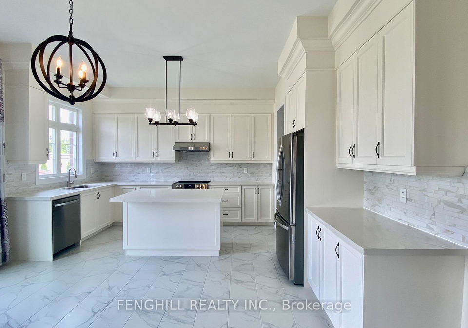 254-touch-gold-crescent-aurora-ontario-n12370346