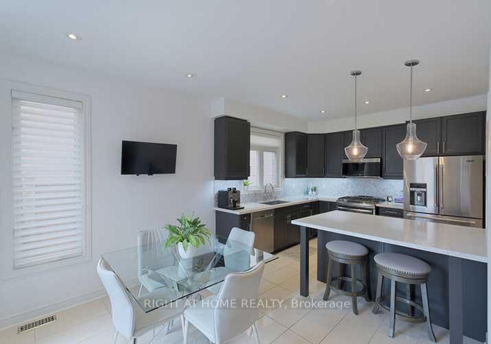 159-mcdonnell-crescent-bradford-west-gwillimbury-ontario-n12370919