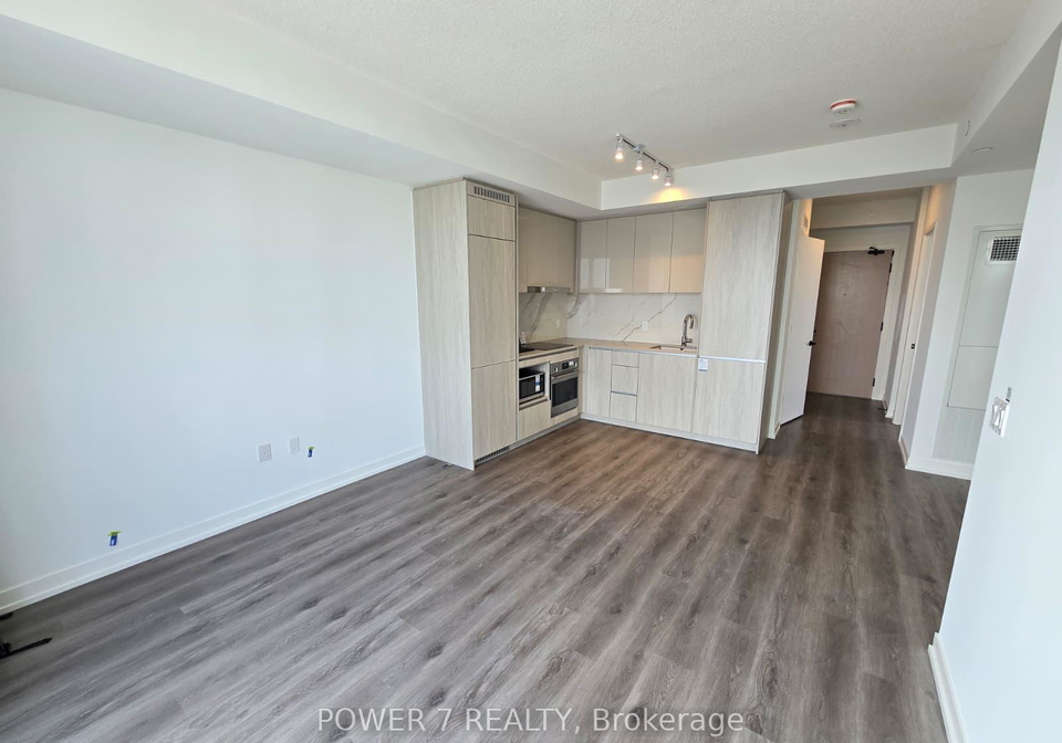 28-interchange-way-vaughan-ontario-n12371055