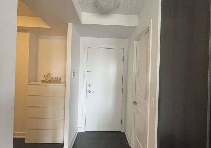 9201-yonge-street-richmond-hill-ontario-n12371212