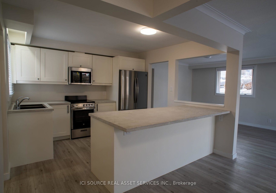 200-john-street-w-bradford-west-gwillimbury-ontario-n12371530