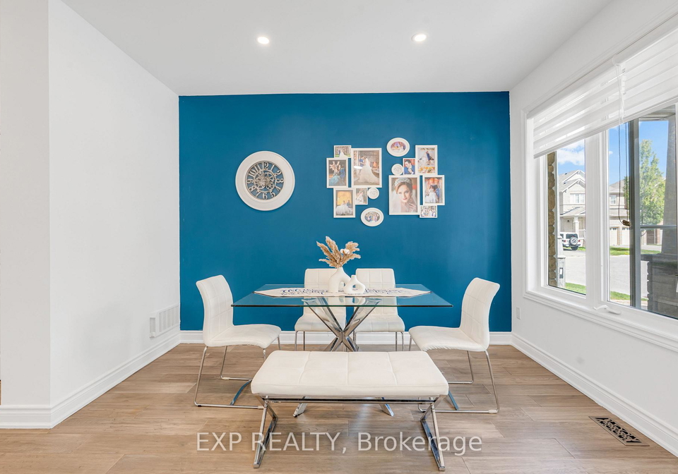 4-seiffer-crescent-richmond-hill-ontario-n12372238