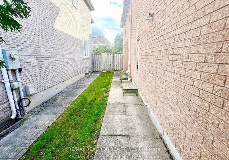 91-grey-alder-avenue-richmond-hill-ontario-n12372453