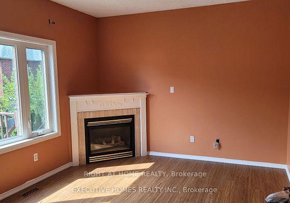 212-hoover-park-drive-whitchurch-stouffville-ontario-n12372614