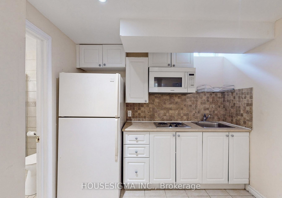 38-estoril-street-richmond-hill-ontario-n12372768