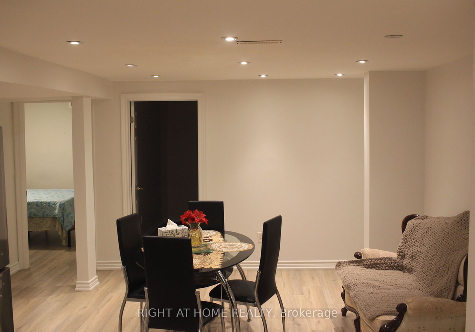 27-mary-pearson-drive-markham-ontario-n12372897